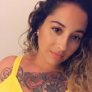 Meet your Posher, Kaliana